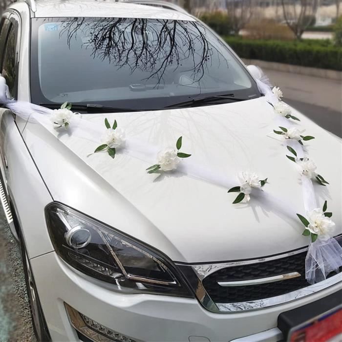 Décoration de voiture pour mariage champêtre