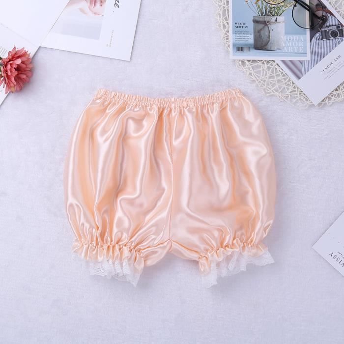 PHOTOS - Comment porter le body femme, le très tendance
