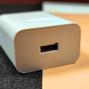 Chargeur Original Huawei HW-050450E01 Avec Câble USB-C - Pour P40 Pro ELS-NX9, Blanc, Neuf