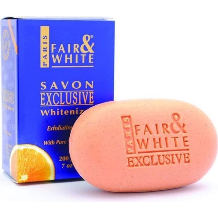Fair & White EXCLUSIVE Whitenizer Savon de Gommage avec Vitamine C 200g