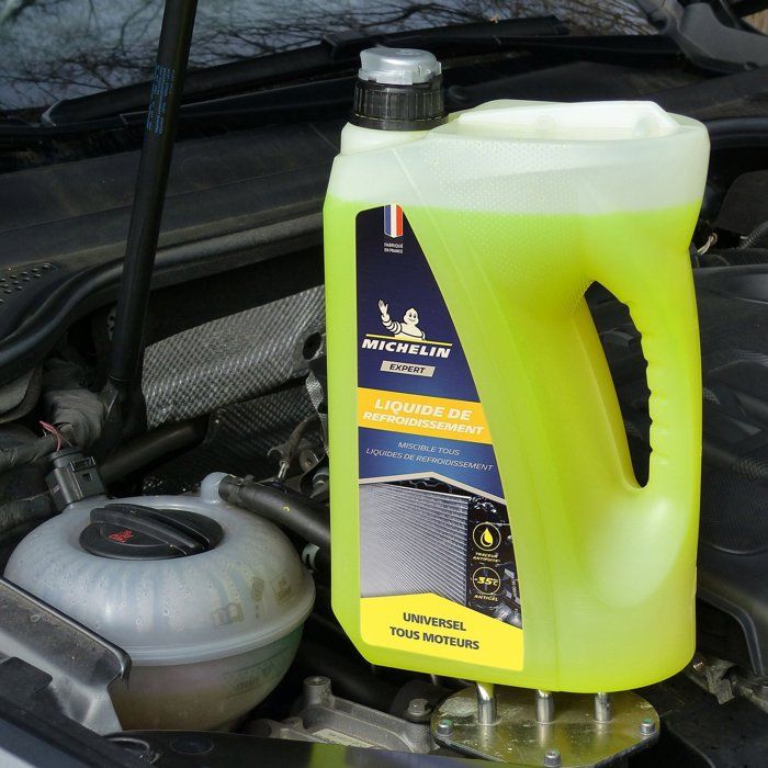Liquide de refroidissement -35 universel 4L - MICHELIN - bec verseur  anti-goutte - Anticorrosion - 100% Organique - Cdiscount Auto