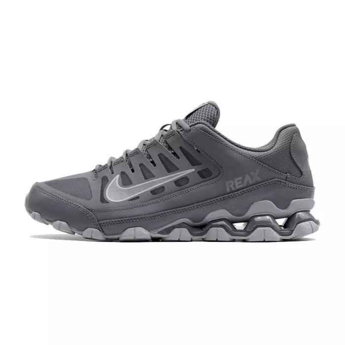 Basket Homme Nike REAX 8 TR Basket Homme Nike REAX 8 TR