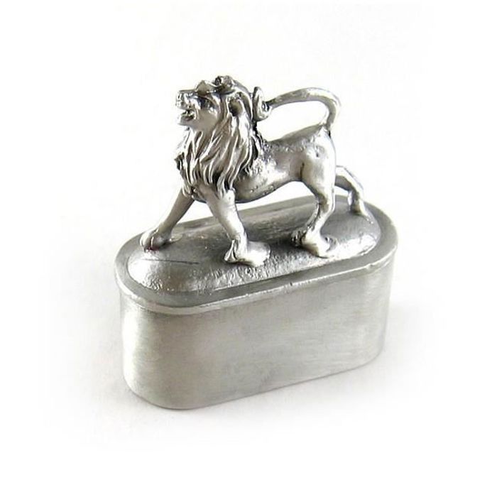 Boîte astrologique - LA CHINEUSE - Signe du Lion - métal imitation étain - Ø50 mm - H55 mm