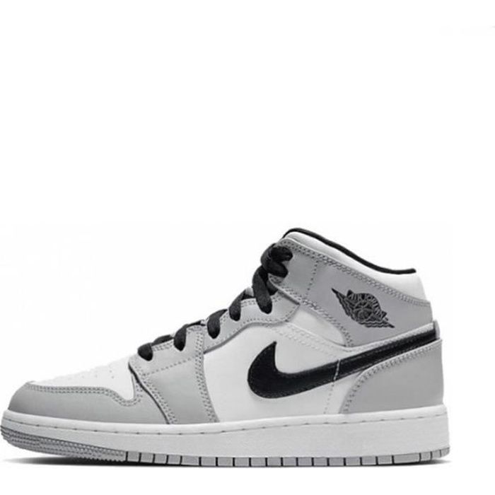 chaussure de basket homme pas cher jordan