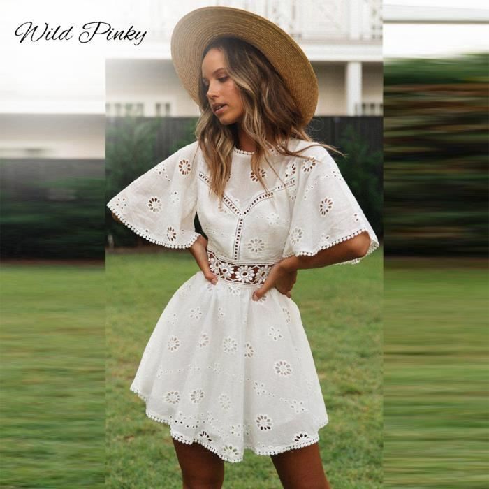 Robe blanche en coton et dentelle pour femme WHITE B4347 manches evasees taille haute dos nu Blanc Cdiscount Pret a Porter