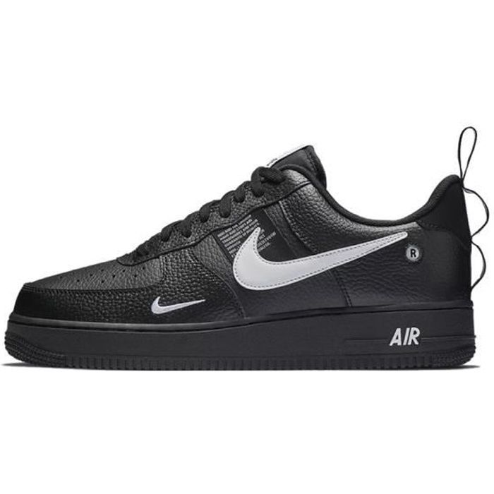 Baskets Air Force 1 07 LV8 Utility Black Low Chaussures de sport
