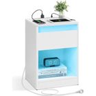 VASAGLE Table de Nuit avec Multiprise, Table d’Appoint avec Lumières LED Réglables, Tiroir, 2 Prises, 2 Ports USB, Blanc Nuage