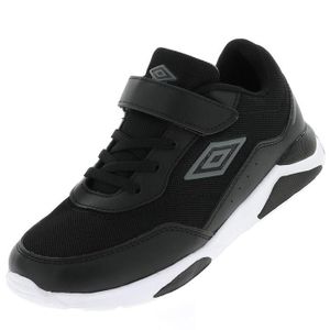 chaussures de sport avec scratch