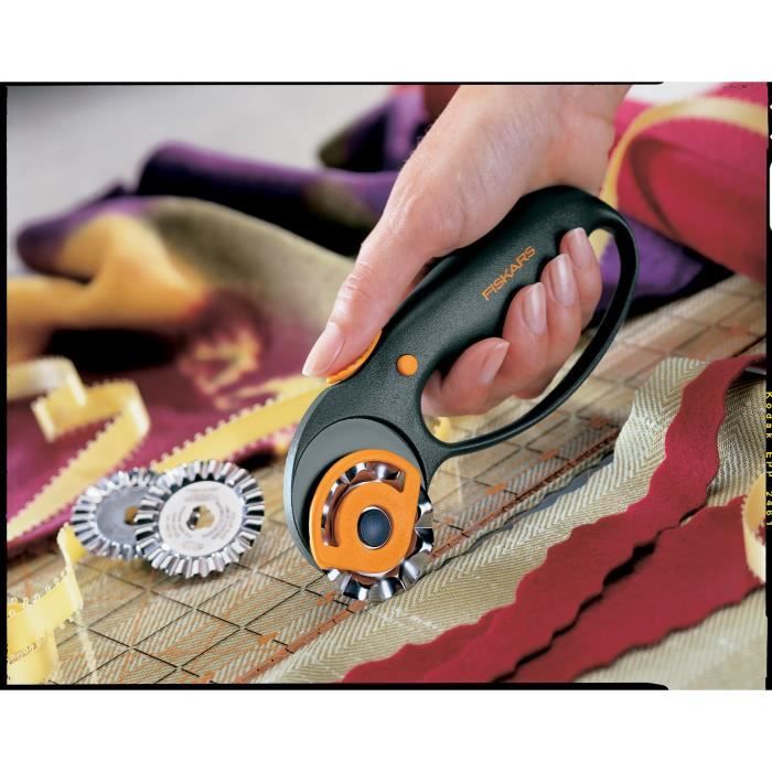 FISKARS Cutter Rotatif Titanium