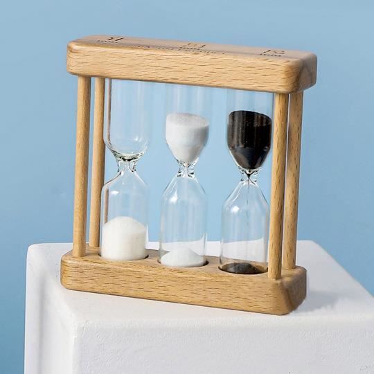 Sablier 5 minutes en verre et socle en bois de hêtre