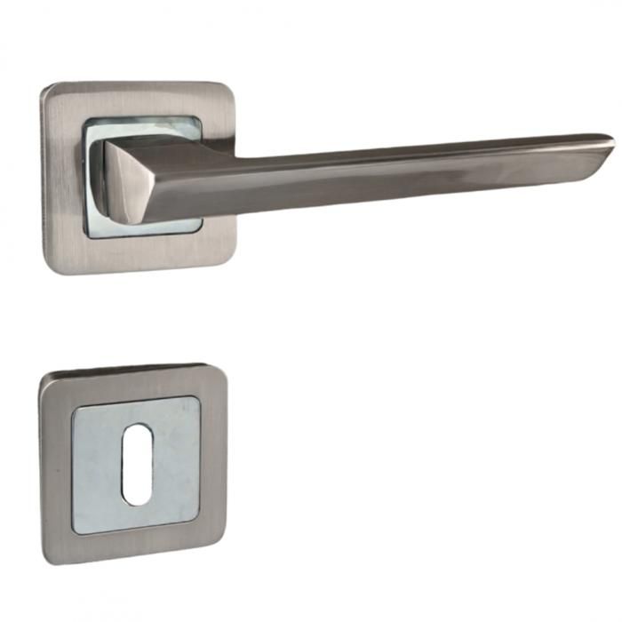Poignée de Porte Chrome Poli Lumineuse et Raffinée - Modèle VS ZOE