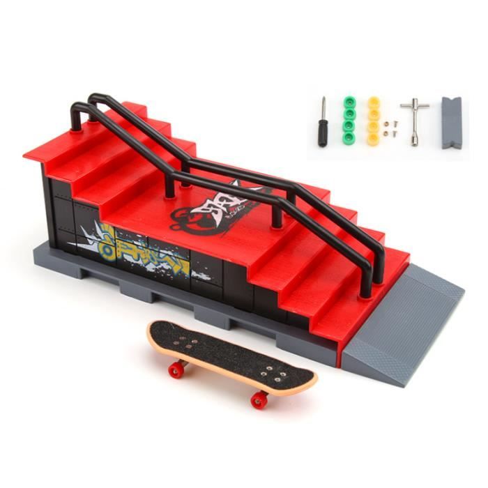 Mini Jouets Pour Doigts - Set Trottinette, Skateboard, Outils Et Vêtements Pour Enfants Et Adultes - 4
