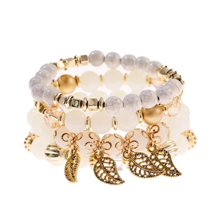 Ensemble De Bijoux En Zircon Comprenant Un Collier, Des Boucles D'oreilles, Une Bague Et Un Ensemble De Bijoux En Zircon Comprenant Un Collier, Des Boucles D'oreilles, Une Bague Et Un