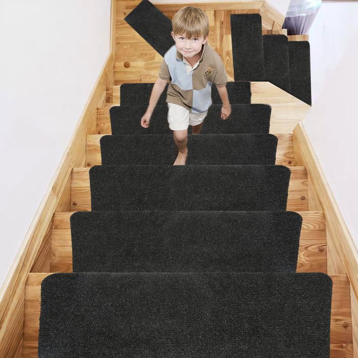 Gymax 15 Pcs Marches d'Escalier Antidérapantes 30 Pieds' x 8 Pieds' Tapis Intérieur pour Marches en Bois Marron