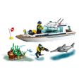 LEGO® City 60221 Le yacht de plongée-4