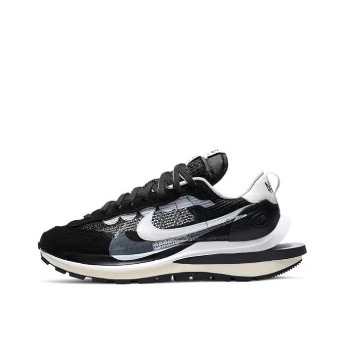 Sacai Noir Et Blanc