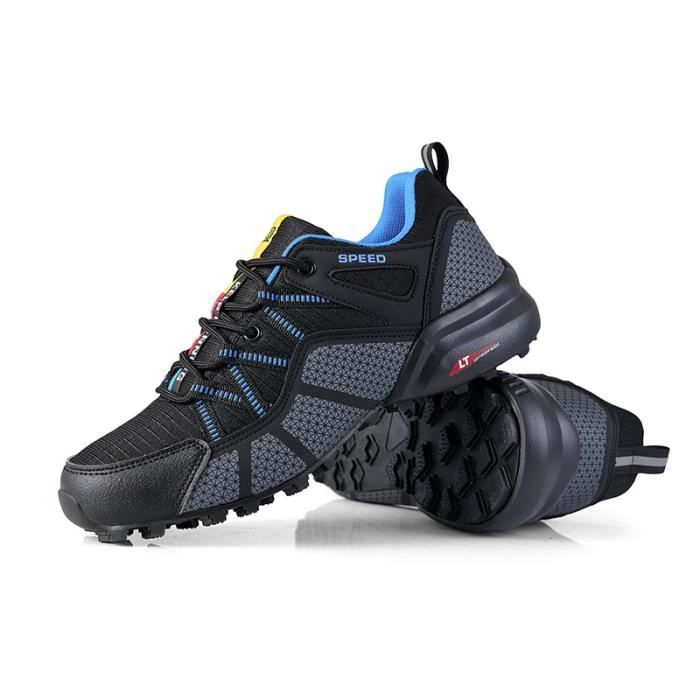 Comment choisir des chaussures de randonnée adaptées aux terrains