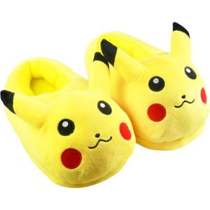 Pokémon - Peluche Pikachu en velour côtelé - 20 cm