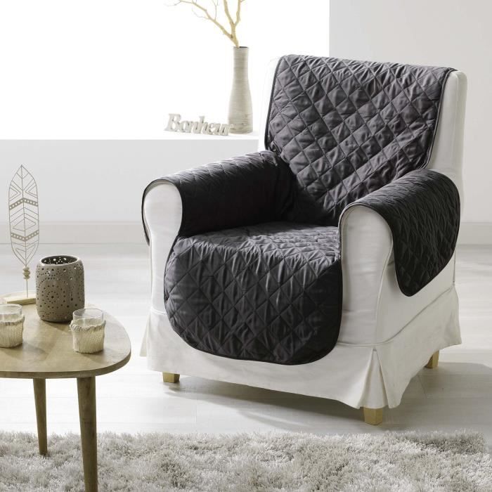 DOUCEUR d'INTERIEUR Protège fauteuil matelassé Club 165x179 cm noir