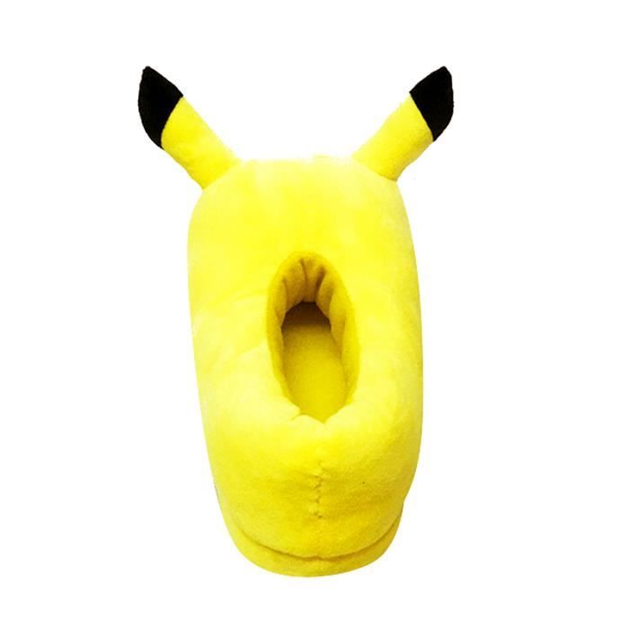 Chausson best sale pikachu homme