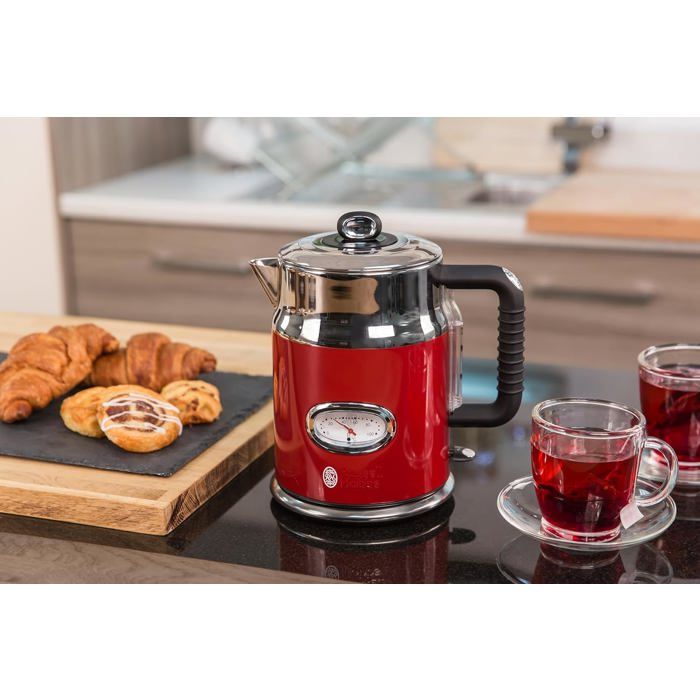 BLACK+DECKER Russell Hobbs Bouilloire électrique de 1,7 L de style rétro, Rouge et Chrome | Home Depot Canada