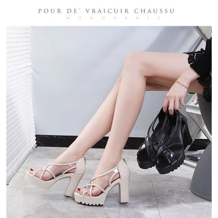 Tricot et talon haut store