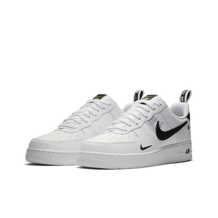 Nike air force 1 lvb utility store