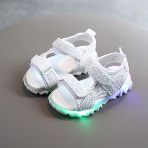 sandale lumineuse fille