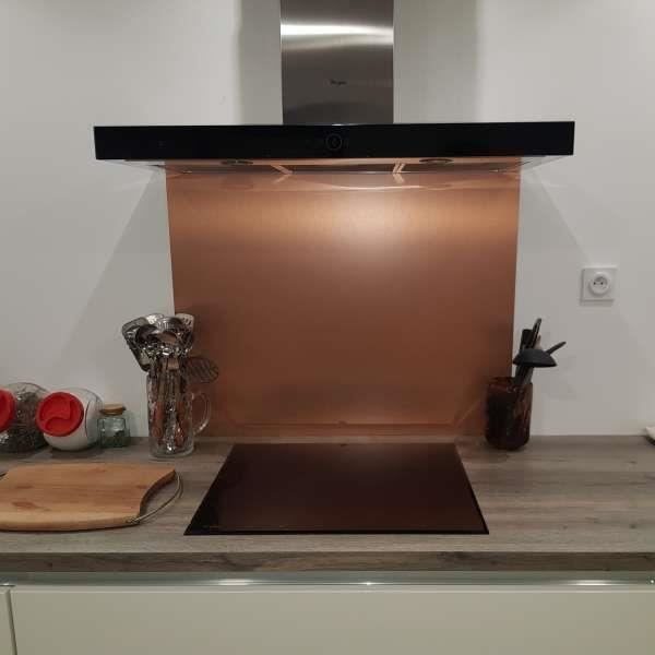 Longueur 60 cm AluCouleur Fond de hotte//Cr/édence INOX bross/é Hauteur 50 cm x 9 Tailles