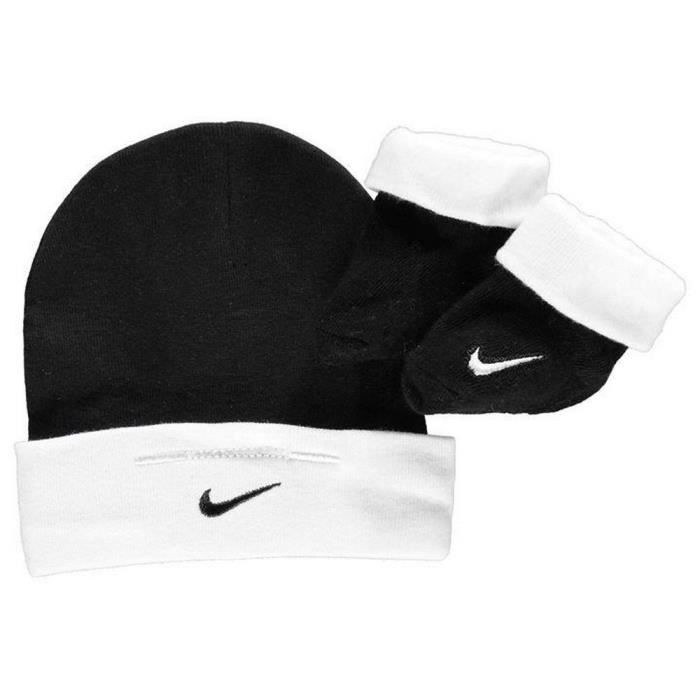 Ensemble vêtements Nike Bébé Bonnet et Chaussons noir et blanc