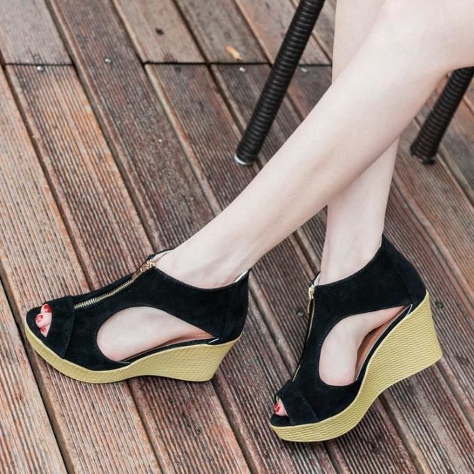 Escarpin noir sale compensé