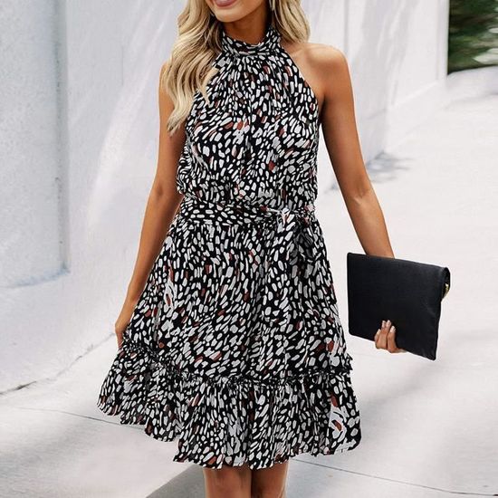 Grande taille - Robe patineuse côtelée | boohoo FR