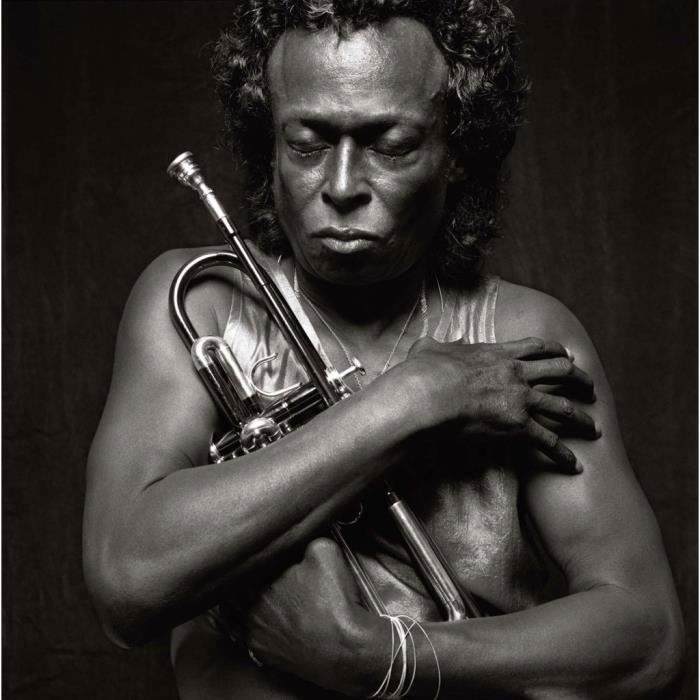 Poster Affiche Miles Davis Jazz Trompette Artiste Jazzmen Tutu 80's 31cm x 31cm