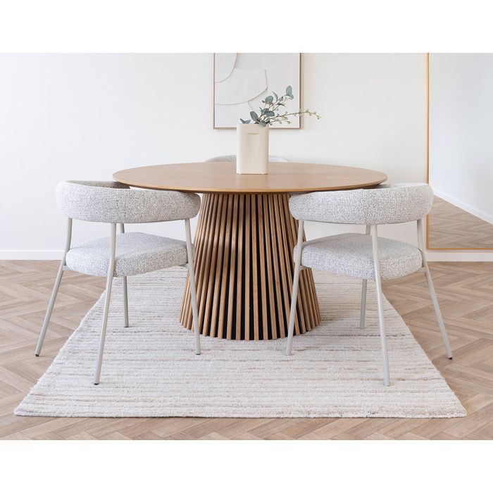Sadie - lot de 2 chaises FSC 100% en tissu texturé - pieds en acier - Beige Sadie - lot de 2 chaises FSC 100% en tissu texturé - pieds en acier - Beige