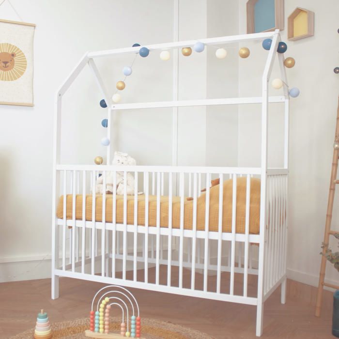 Baby Fox Lit b&eacute;b&eacute; cabane &eacute;volutif en bois massif blanc 60x120