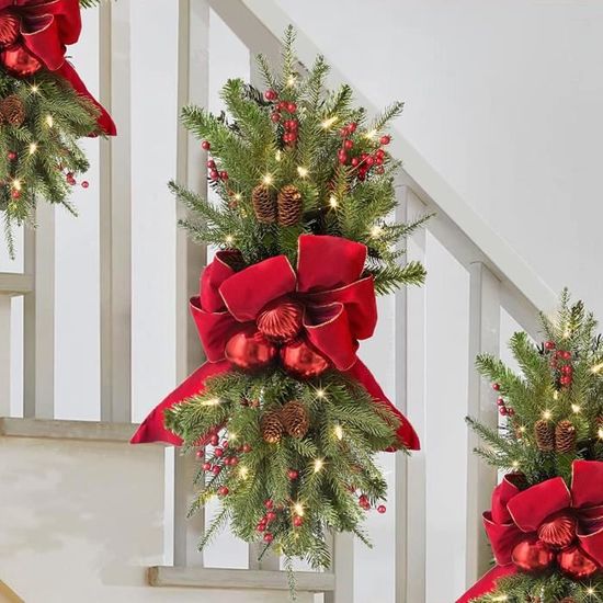 Couronne De Noël Artificielle En Forme De Larme - Décoration De Porte Avec Baies Rouges - 25x38 Cm