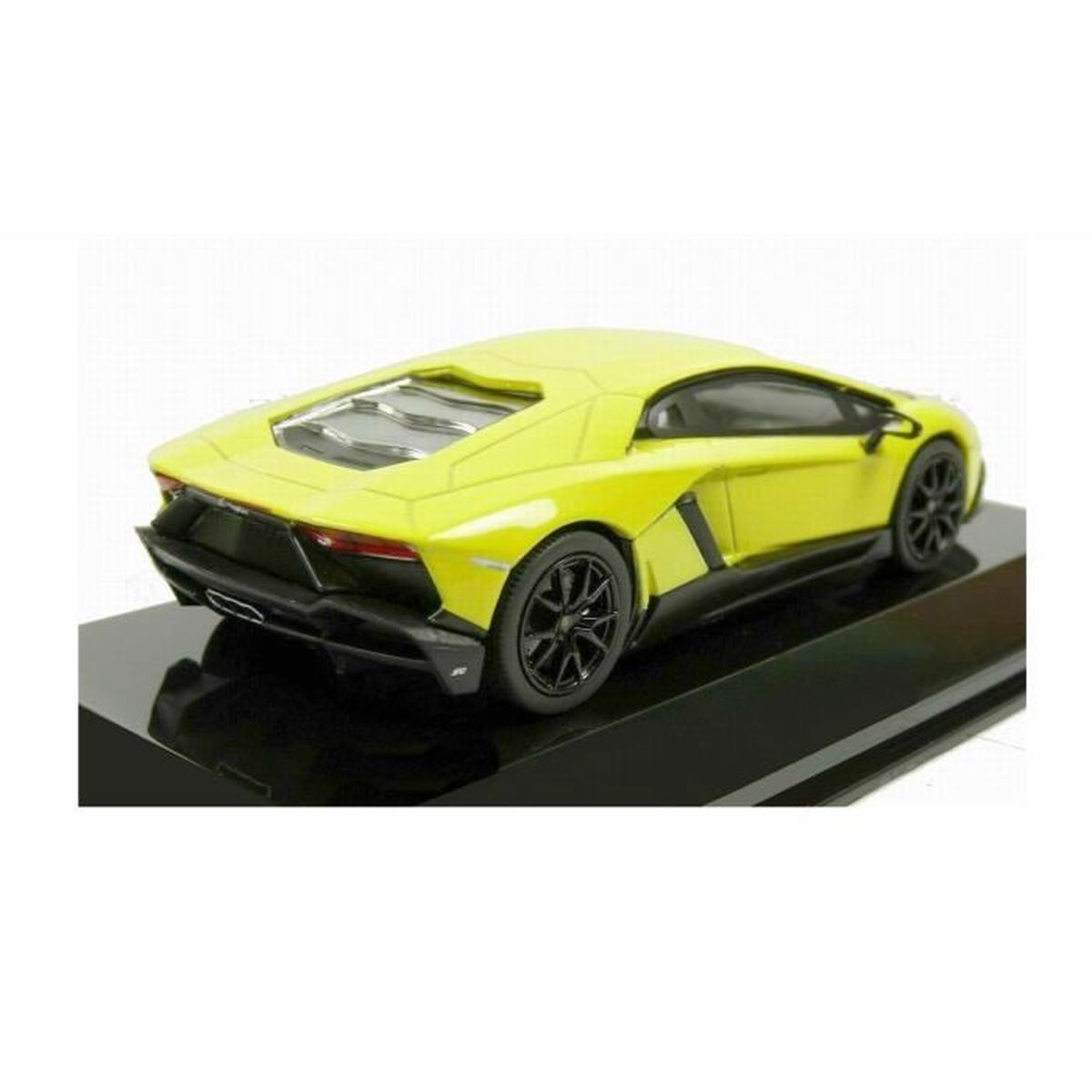 Miniature Lamborghini Aventador LP 750-4 MondoMoteur échelle 1/43 - Occasion, En Plastique