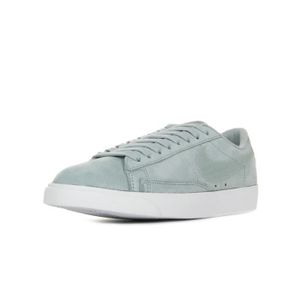 nike blazer low soldes