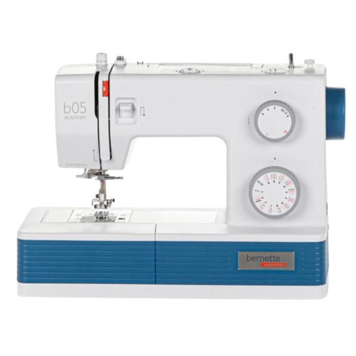Machine &agrave; coudre - Bernette - 05 Accademy - 30 points - Enfileur automatique - 70 W