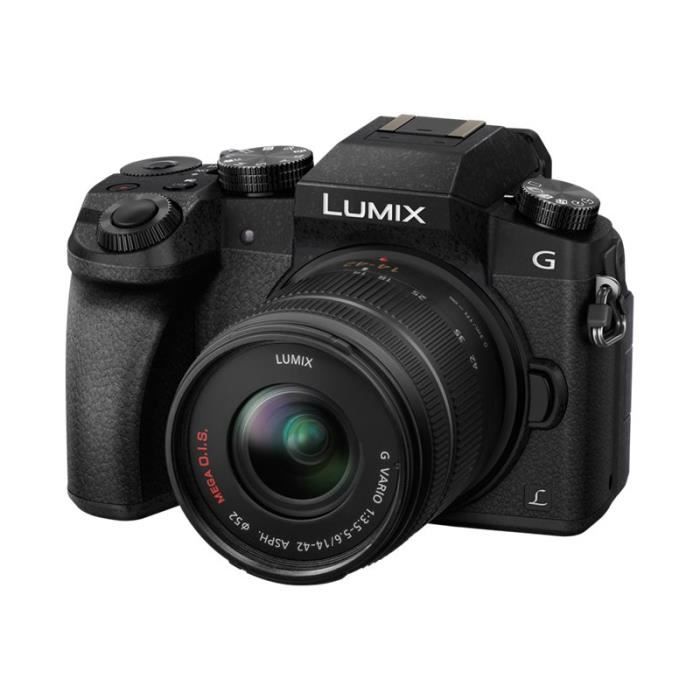 Panasonic Lumix G DMC-G70KA Appareil photo numérique sans miroir 16.0 MP Quatre tiers 4K - 25 pi-s 3x zoom optique objectif…