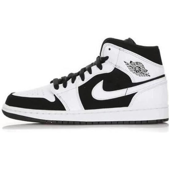 jordan 4 neon on feet