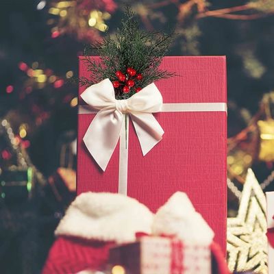 4 Branches De Sapin Artificiel Avec Pommes De Pin - Décorations Noël Réalistes, Résistantes Aux UV, Longueur 31 Cm