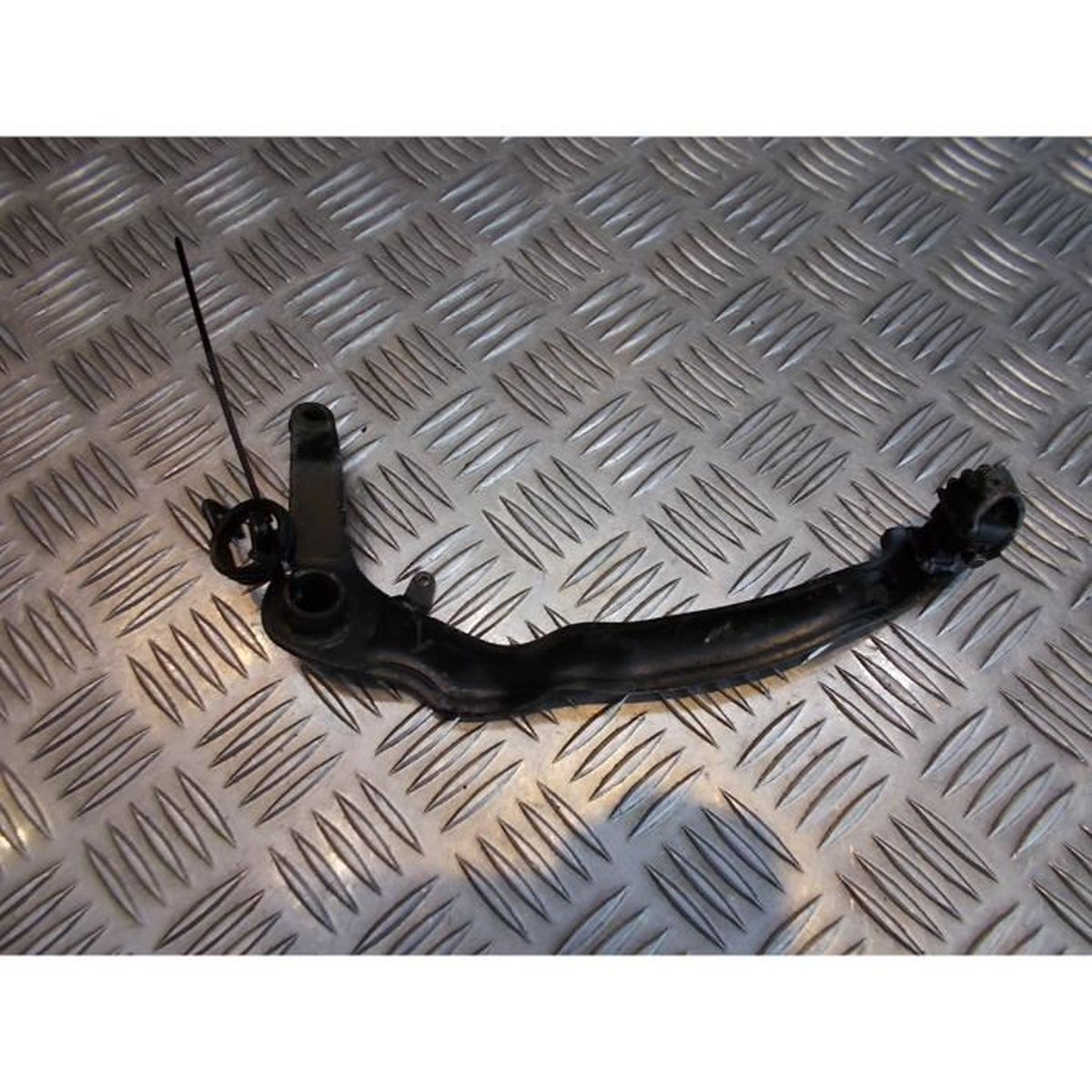 STAFFE POGGIAPIEDI POST. XT 600 Z Ténéré Cod. 51Y2741L0000 e Cod