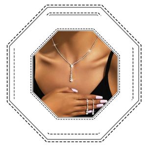 Collier Strass - Neuf Sans Emballage - Bijou Fantaisie Brillant