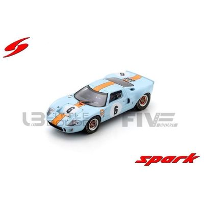 BBurago Ford Capri 1982 vert clair 1:24 (18-21093) au meilleur prix sur