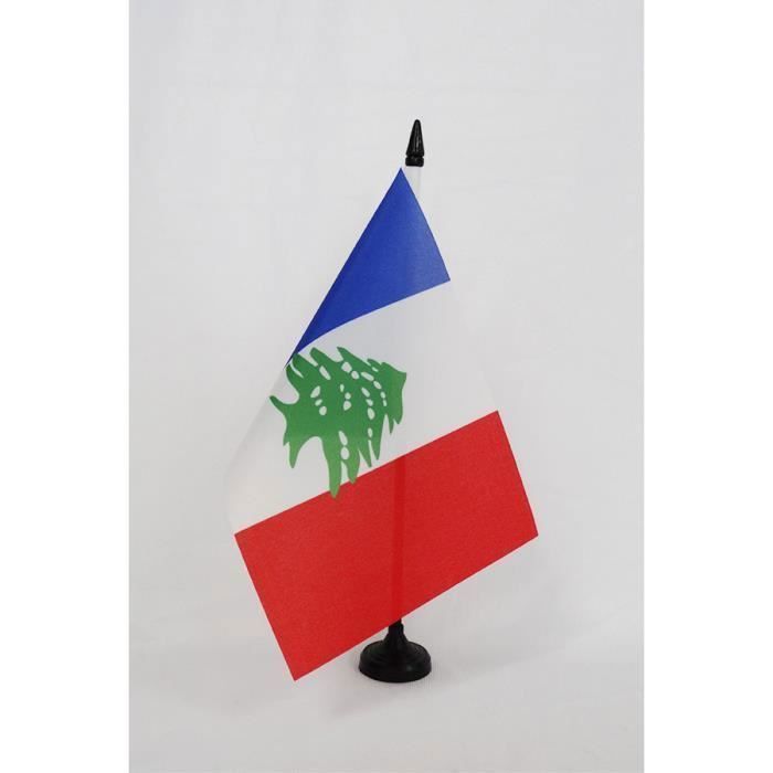 Drapeau De La Turquie Avec Drapeau Syrien Croisé Deux Drapeaux De Table Signifient Les Relations