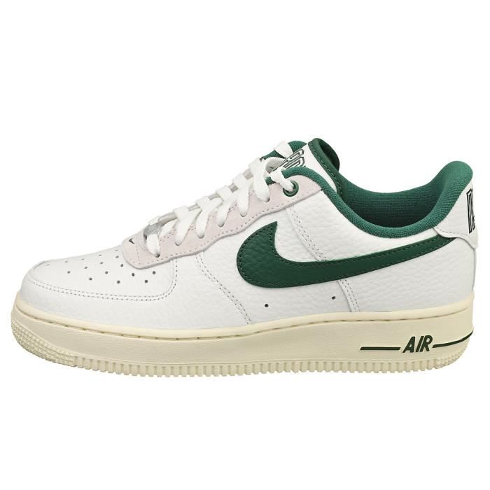 Baskets Nike AIR FORCE 1 07 Femme Cuir Lacets Blanc Vert Blanc vert Cdiscount Chaussures