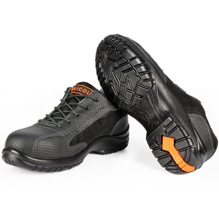 Bouton Ancien Haute Couture En Résine Verte Creuse - Mercerie Vintage (lot 1 à 10 Pièces)