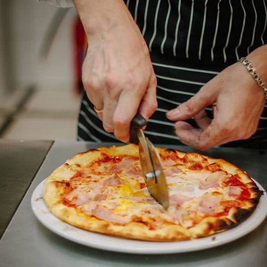 Snailhouse Roulette à Pizza à Bascule, 35,6 Cm, Grand Couteau à