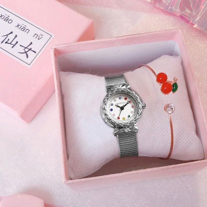 Coffret Cadeau Montre Femme Fille Copine Cherie - Coffret Montre Chic - 4pcs Bracelets Femmes - Collier femme élégante